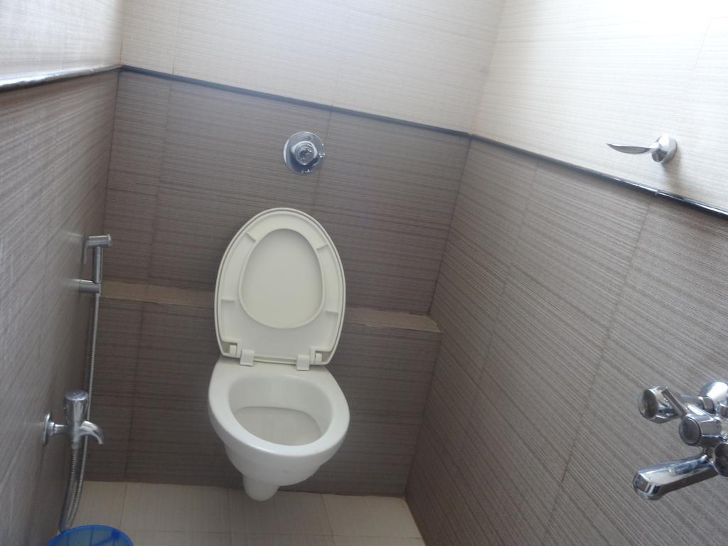Hotel Vinayak Coimbatore Room photo