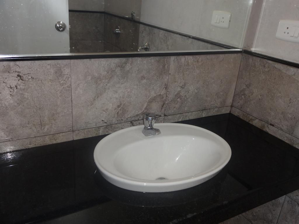 Hotel Vinayak Coimbatore Room photo